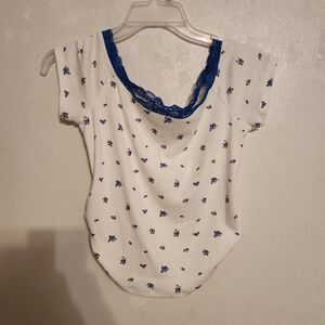 Discreet Ditsy Floral Blue Lace Trim Scoop Neck Coquette Cottagecore Top NWT